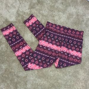 FREE W PURCHASE - American Eagle pattern leggings
